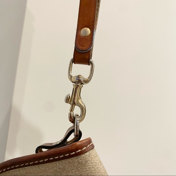 Dooney & Bourke small wristlet / wallet - Picture 13 of 15